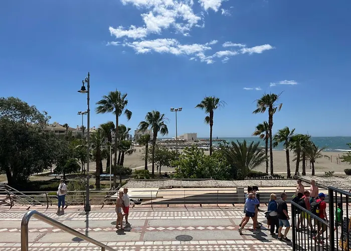 Primera Linea de Playa -First Line Beach - Puerto Marina Area