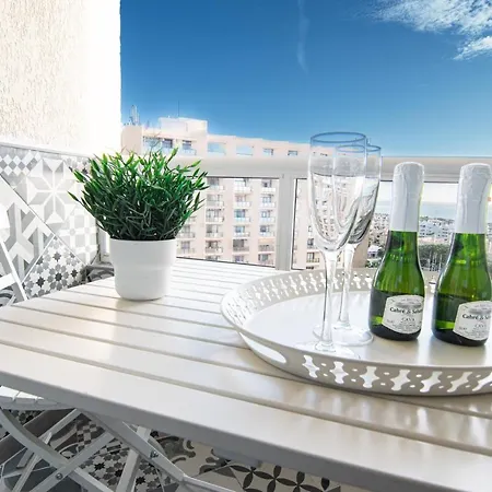 Apartment Puerto Marina - First Line Beach - Benalmadena - Malaga Buitenkant foto